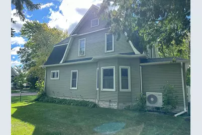 115 Conley Avenue N, Thief River Falls, MN 56701 - Photo 2