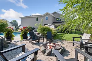 2901 Fairway Dr, Chaska, MN 55318 - Photo 4
