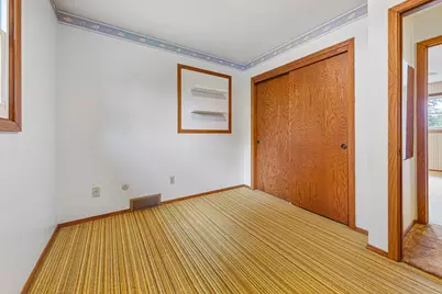 1100 Mitchell Drive, Faribault, MN 55021 - Photo 32