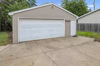 1223 W 5th Street, Winona, MN 55987 - Photo 6