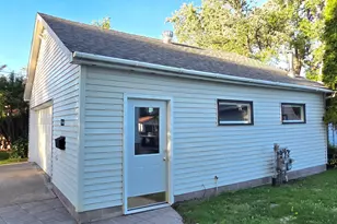 1121 9th Ave, International Falls, MN 56649 - Photo 18