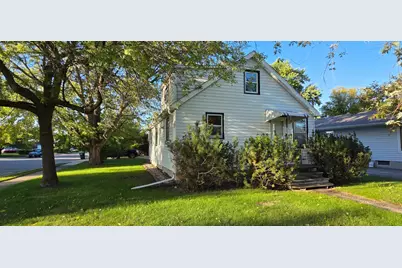1121 9th Avenue, International Falls, MN 56649 - Photo 1