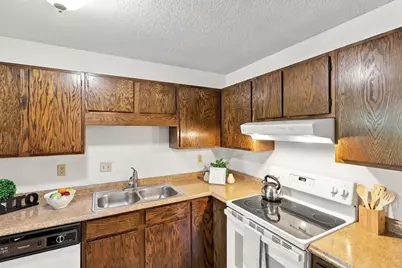 4350 Trenton Lane N #116, Plymouth, MN 55442 - Photo 10