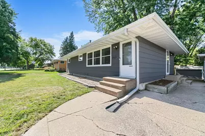 2727 Woodbridge Street, Roseville, MN 55113 - Photo 1