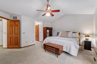 26145 Oak Leaf Trail, Shorewood, MN 55331 - Photo 8