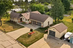 311 W Iowa St, Lake City, MN 55041 - Photo 2