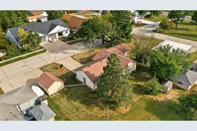 311 W Iowa Street, Lake City, MN 55041 - Photo 6