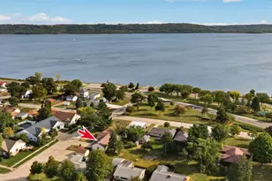 311 W Iowa St, Lake City, MN 55041 - Photo 4