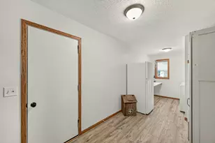 311 W Iowa St, Lake City, MN 55041 - Photo 32