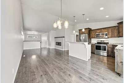 4541 13th Street S, Moorhead, MN 56560 - Photo 8