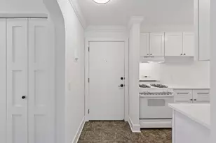 7310 York Ave S, Edina, MN 55435 - Photo 2