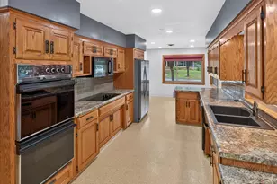 781 Iowa Ave E, Saint Paul, MN 55106 - Photo 12