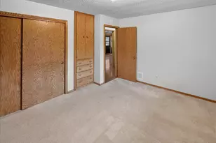 781 Iowa Ave E, Saint Paul, MN 55106 - Photo 26