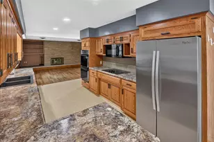 781 Iowa Ave E, Saint Paul, MN 55106 - Photo 10