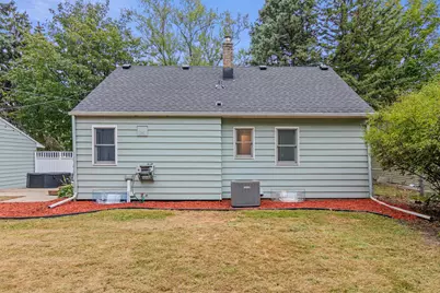 1645 Rose Place, Roseville, MN 55113 - Photo 38
