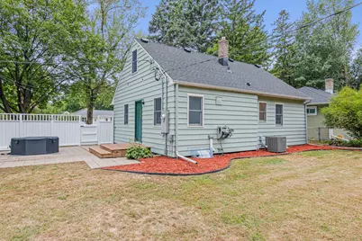 1645 Rose Place, Roseville, MN 55113 - Photo 36