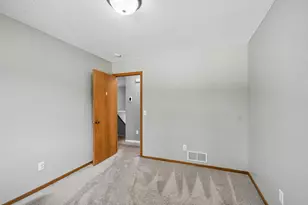 905 Walnut St, Farmington, MN 55024 - Photo 18