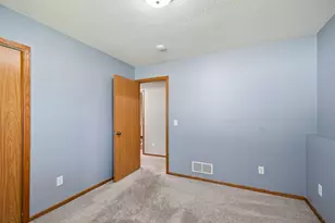 905 Walnut St, Farmington, MN 55024 - Photo 12