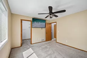 905 Walnut St, Farmington, MN 55024 - Photo 8