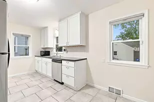 1356 Searle St, Saint Paul, MN 55130 - Photo 10