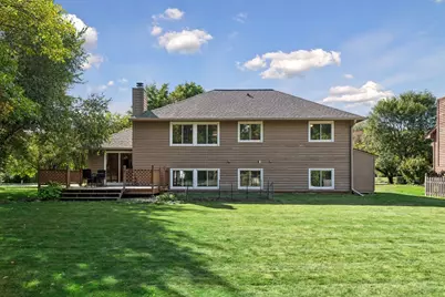 4160 Polaris Lane N, Plymouth, MN 55446 - Photo 2