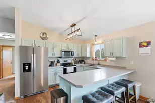 605 W 8th Ave, Osakis, MN 56360 - Photo 8