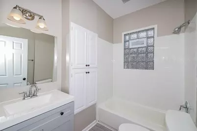 719 W 40th Street, Minneapolis, MN 55409 - Photo 12