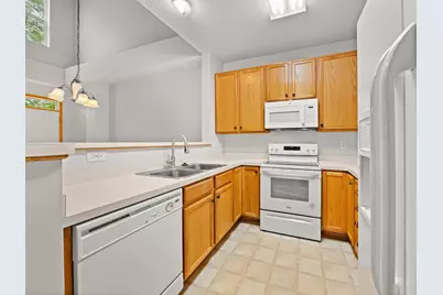 15399 Foliage Avenue #1204, Apple Valley, MN 55124 - Photo 8