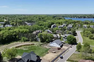9602 Crestwood Terrace, Eden Prairie, MN 55347 - Photo 32