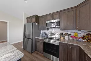 10 Sunset Ct, North Mankato, MN 56003 - Photo 8
