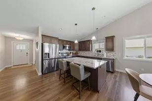 10 Sunset Ct, North Mankato, MN 56003 - Photo 4