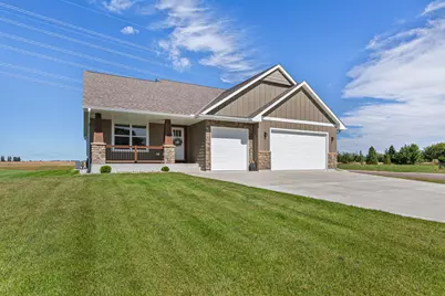 10 Sunset Court, North Mankato, MN 56003 - Photo 2