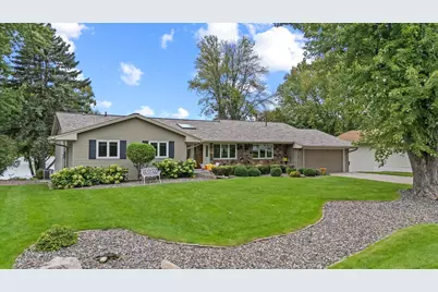 13931 Lawndale Lane N, Dayton, MN 55327 - Photo 2