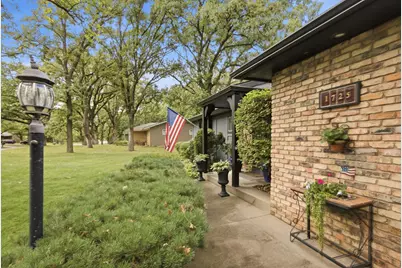 1725 Woodland Road, Saint Cloud, MN 56304 - Photo 2