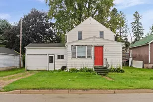 1004 E Main St, Caledonia, MN 55921 - Photo 4