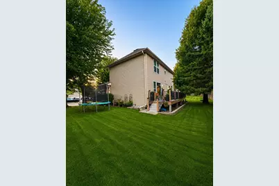 9906 Scott Avenue N, Brooklyn Park, MN 55443 - Photo 34