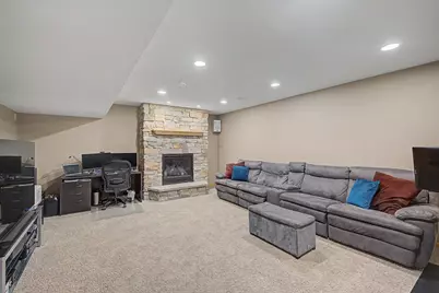 9906 Scott Avenue N, Brooklyn Park, MN 55443 - Photo 26