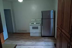 217 W Oak St, Osakis, MN 56360 - Photo 2