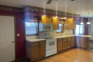 273 E Morgan St, Tracy, MN 56175 - Photo 2