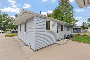 11561 Kumquat St NW, Coon Rapids, MN 55448 - Photo 12