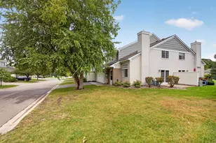 1916 Glenfield Ct, Eagan, MN 55122 - Photo 26