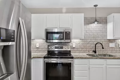 1916 Glenfield Court #8, Eagan, MN 55122 - Photo 14