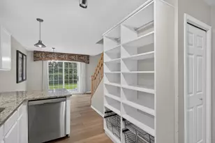 1916 Glenfield Ct, Eagan, MN 55122 - Photo 16