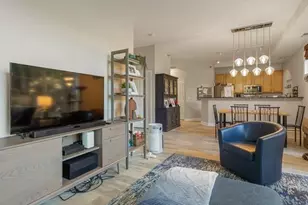 851 River Mews Ct, Minneapolis, MN 55414 - Photo 4