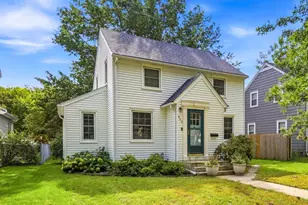 803 5th Ave SW, Austin, MN 55912 - Photo 1