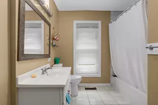 735 Wilson Ave, Saint Paul, MN 55106 - Photo 16
