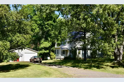 2425 421st Avenue NE, Braham, MN 55006 - Photo 4