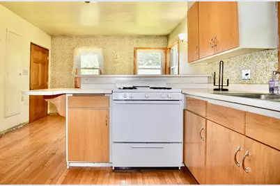 2425 421st Avenue NE, Braham, MN 55006 - Photo 14