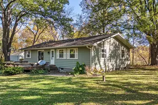 1742 Hillcrest Dr, New Richmond, WI 54017 - Photo 2
