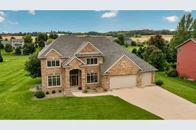 570 Valley View Road SW, Oronoco, MN 55960 - Photo 2